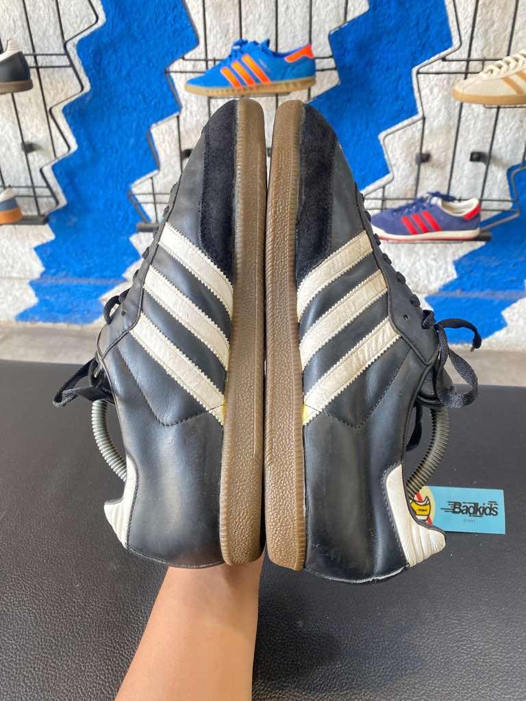 samba classic black sz 44 2/3