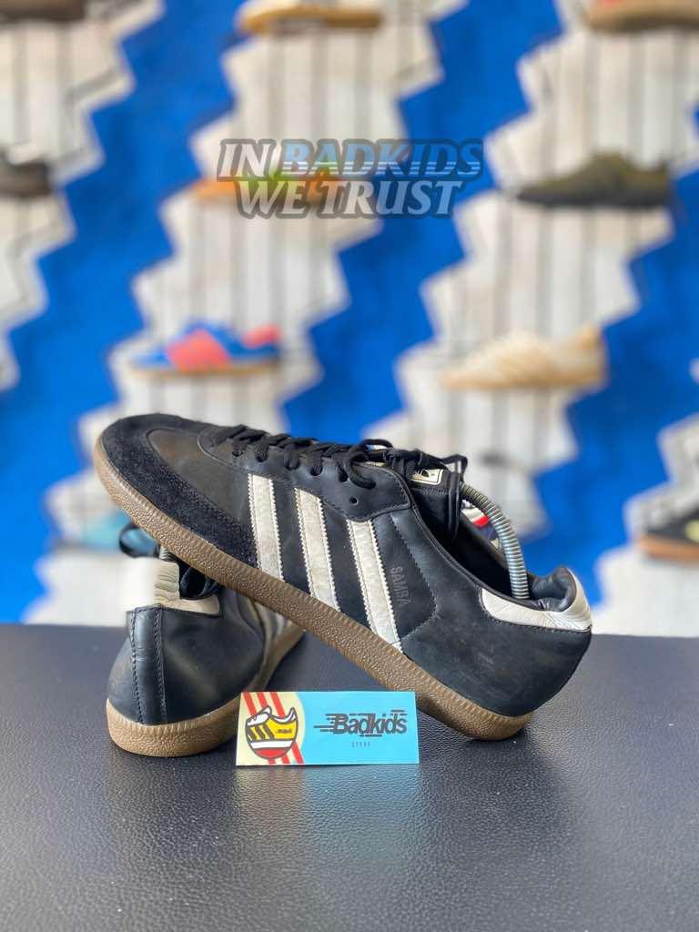 samba classic black sz 44 2/3