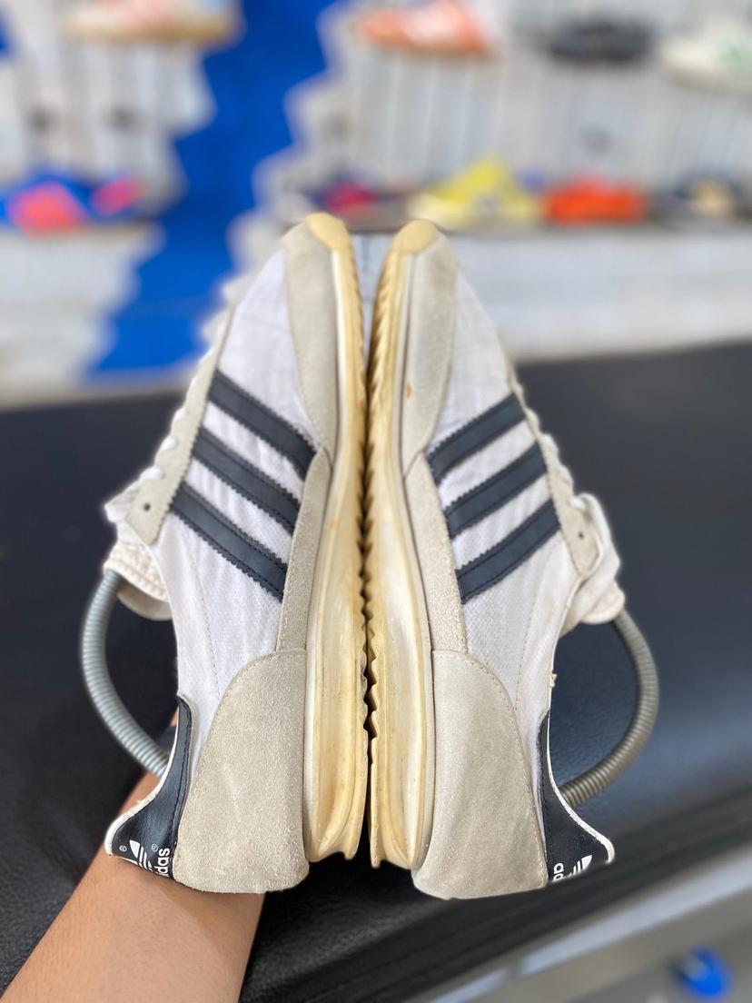 Sl72 white stripe black 42 2/3