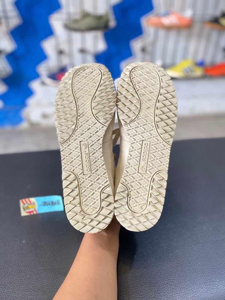 marathon beige sz 44 2/3