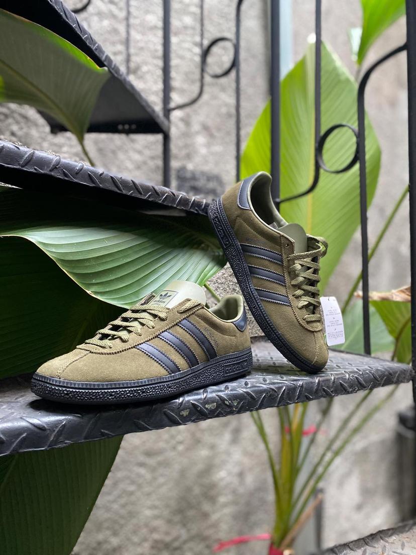 Munchen Focus Green Olive Core Black