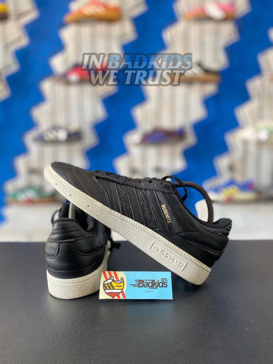 Busenitz black sz 42 