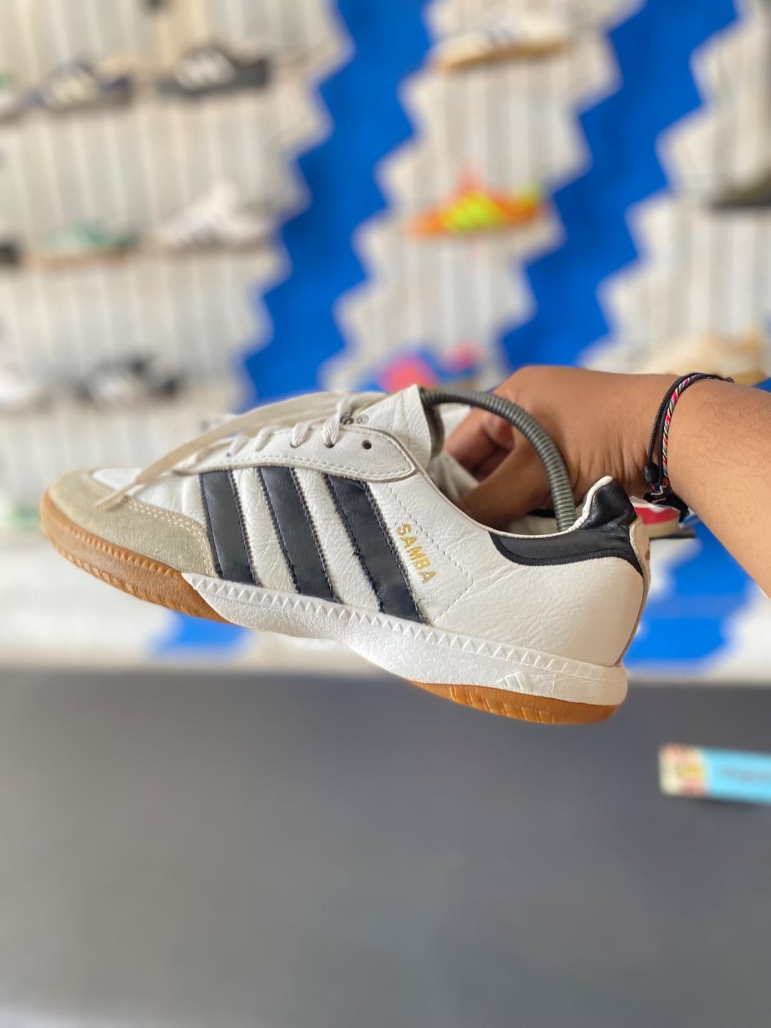Samba Sporty WhiteBlack 44