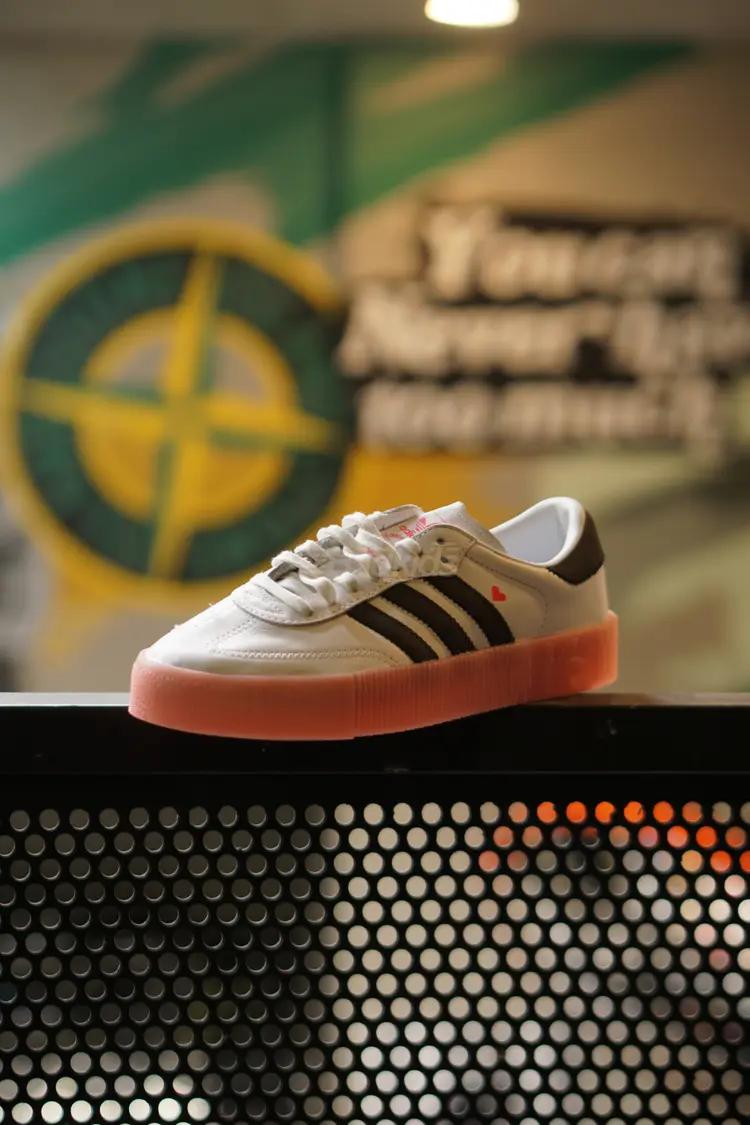 Samba Rose Valentine White 