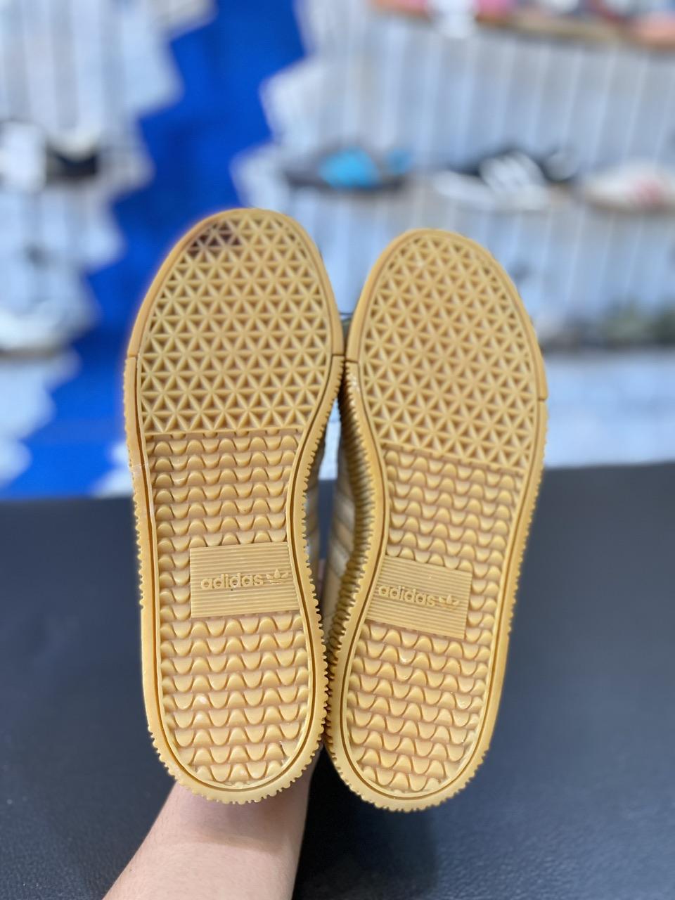 Samba rose 39 1/3