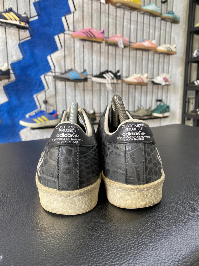 Superstar x neigborhood 42