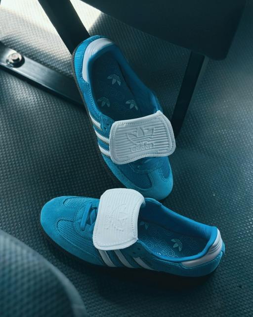Samba Lt Blue 