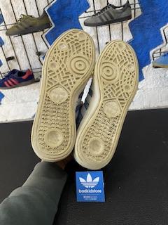 Gazelle white preloved 43 ( ACKPL )