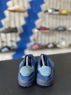 Bermuda collegiate royal blue 44 2/3