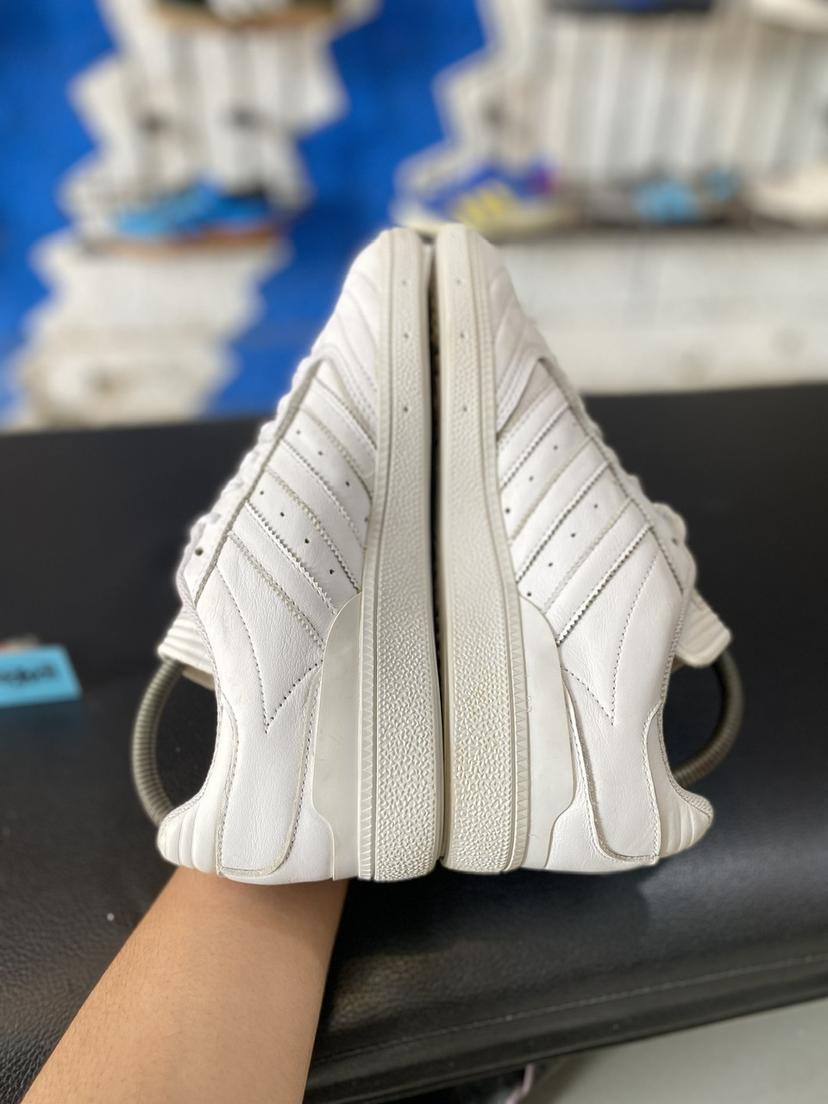 busenitz white 40 2/3