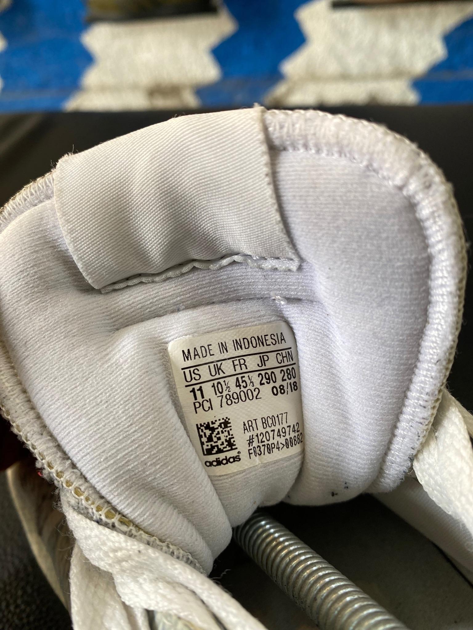 LA trainer sz 45 1/3 