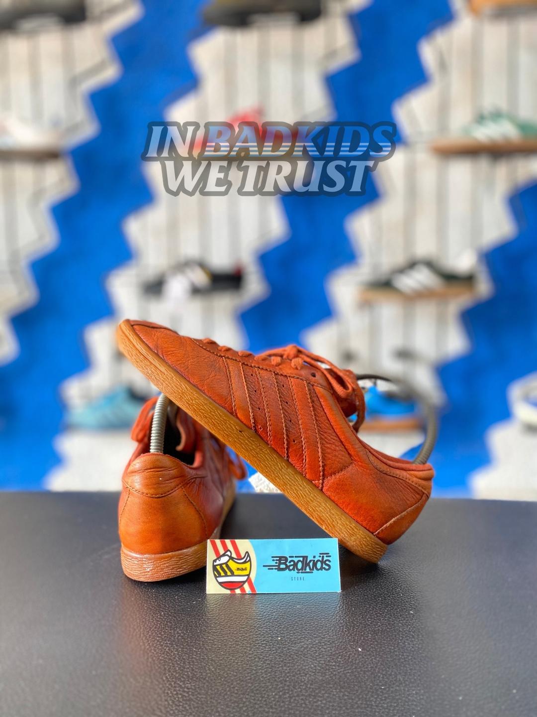 Tobacco orange leather sz 39 1/3 