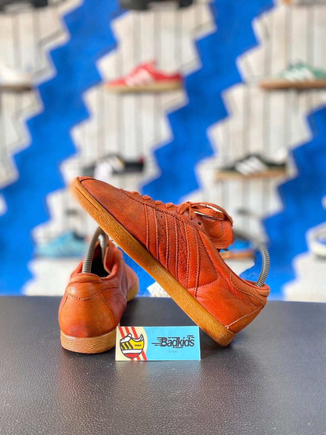 Tobacco orange leather sz 39 1/3 