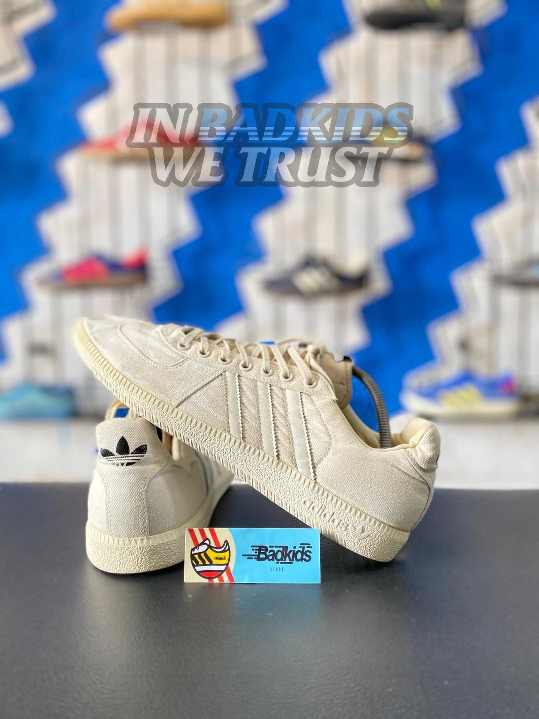 SAMBA bw sport sz 44 2/3 