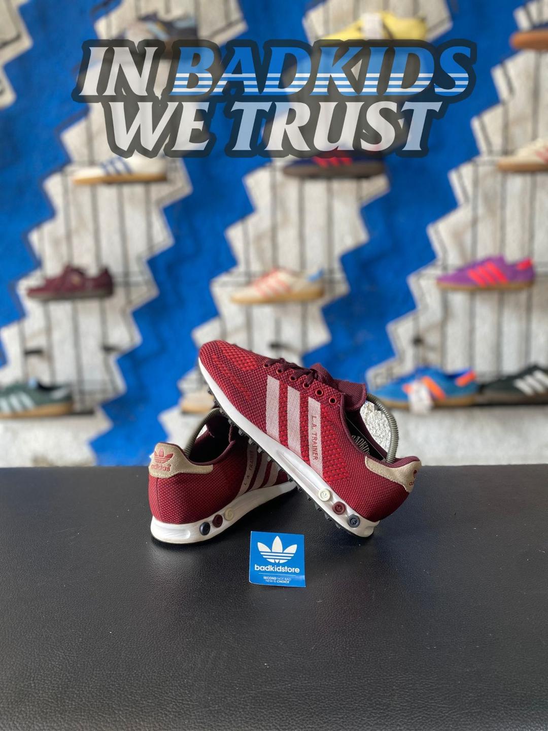 LA trainer full red 