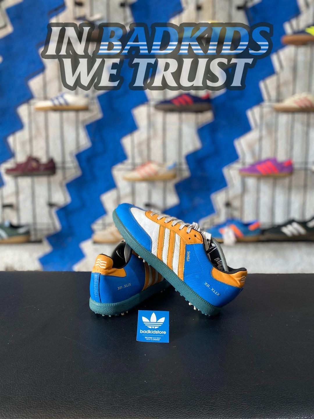Samba Golf biru stripe orange