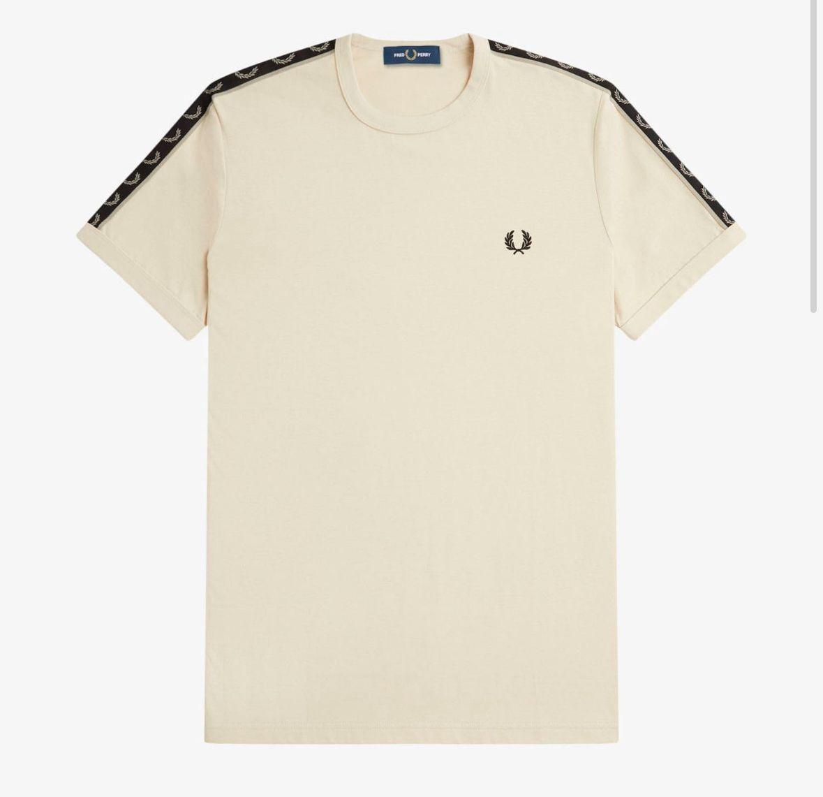 Fred Perry Taped Cream