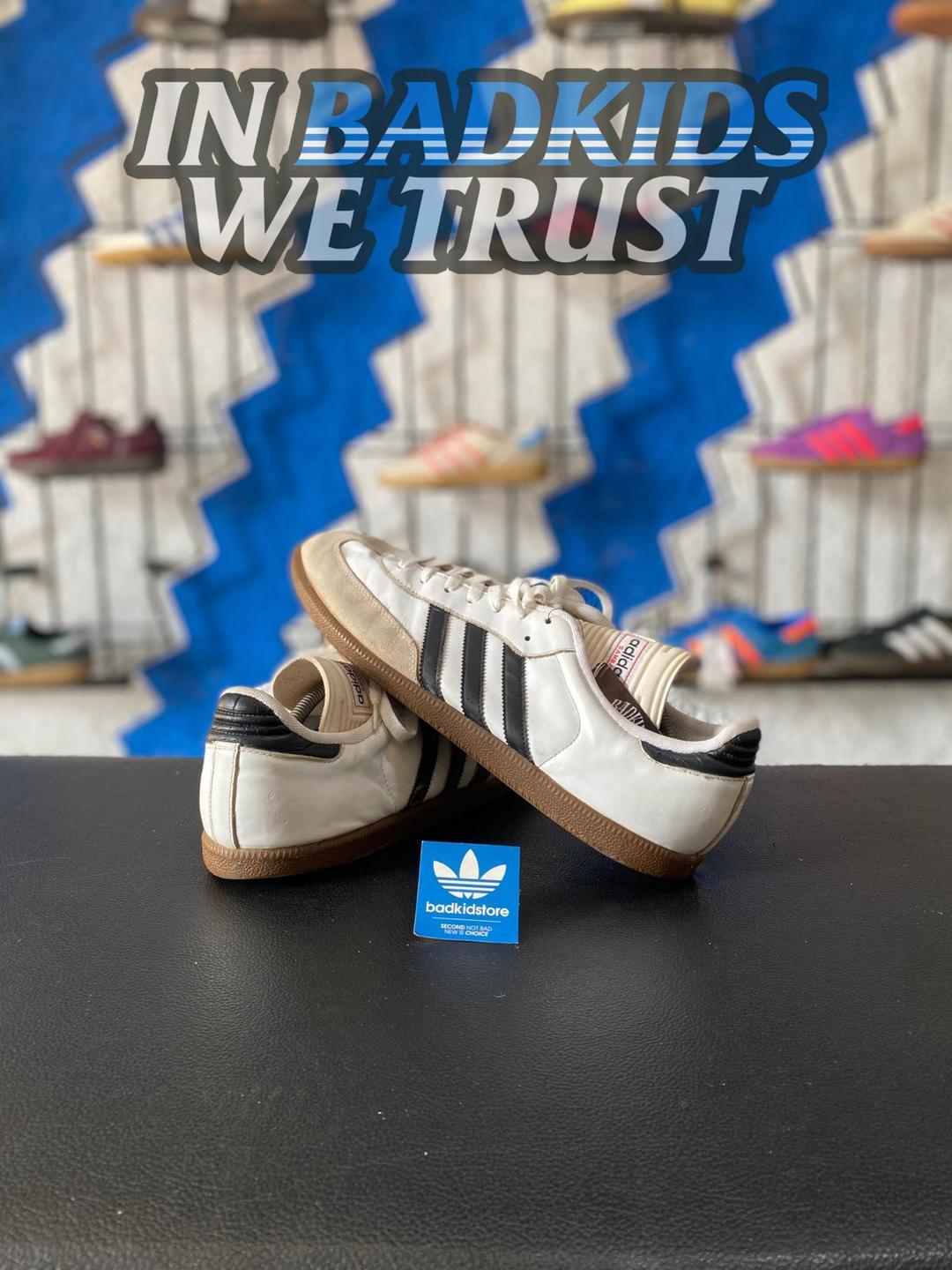 samba classic white 