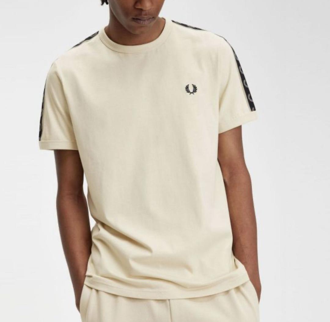 Fred Perry Taped Cream