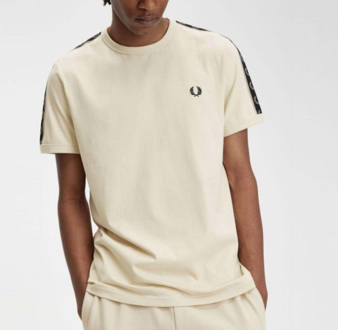Fred Perry Taped Cream